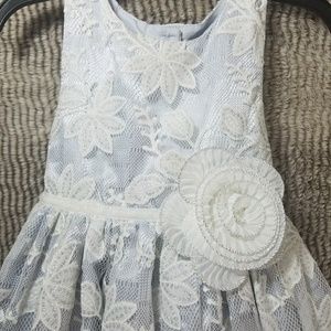 Girls Laura Ashley Size 4